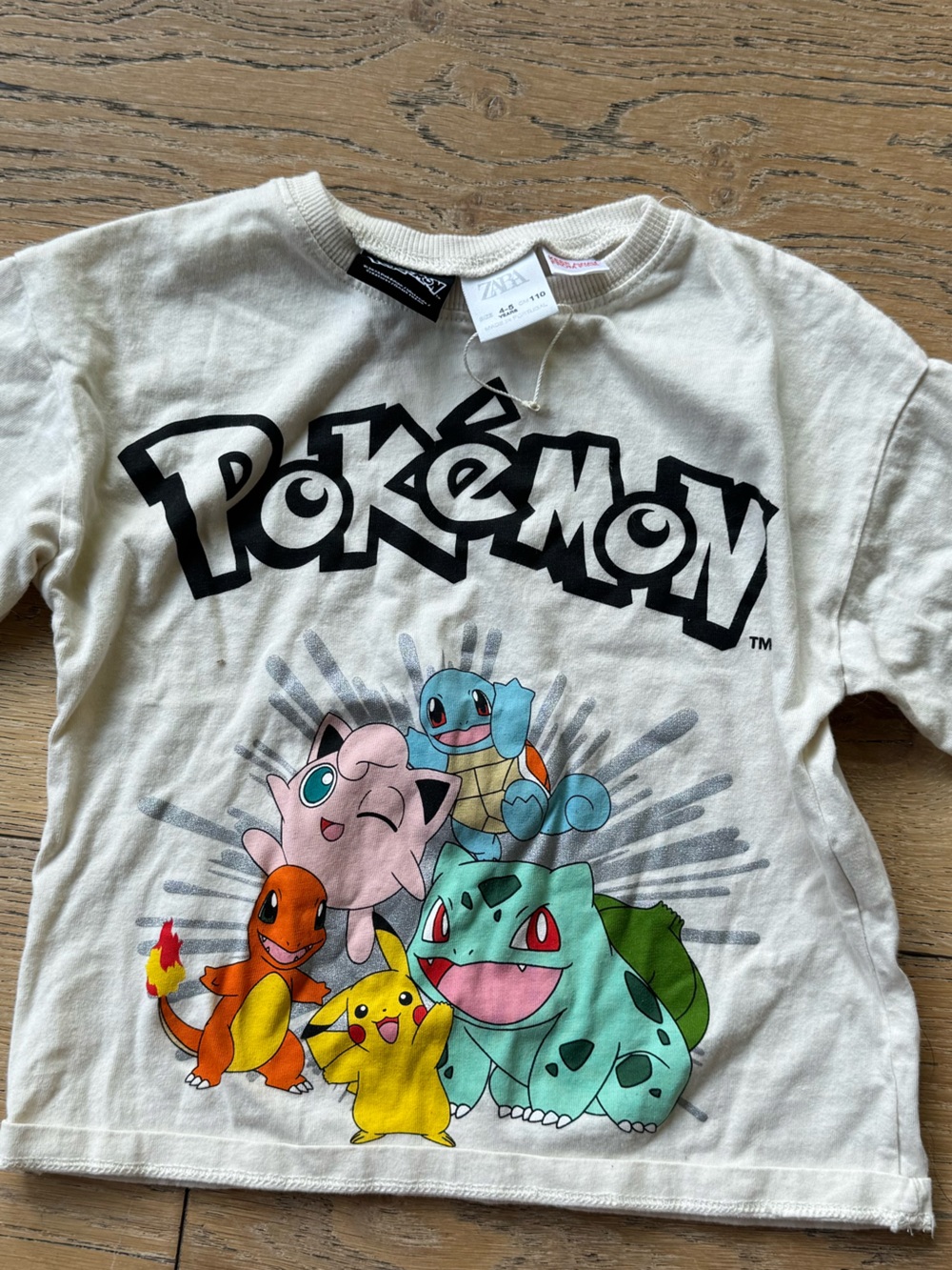 Pokemon Cream Long Sleeve Tee with Pikachu & Starter Characters - Zara - 4-5 yo